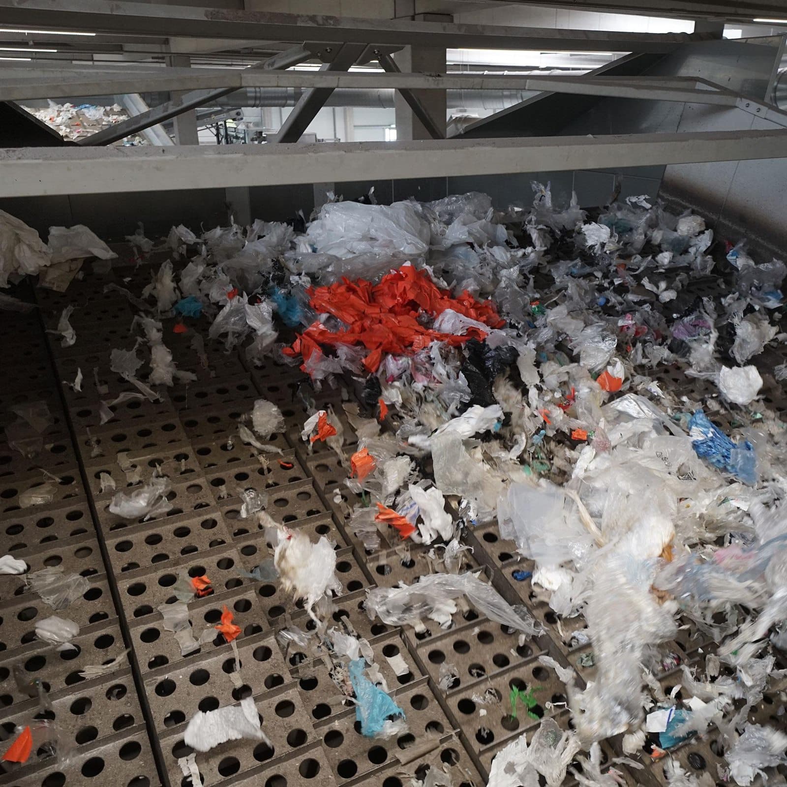 How to Choose a Magnetic Filter for plastic and chemical powder processing in Africa